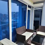 Апартаменты на център Приморско