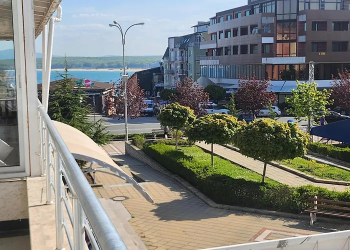 на център * プリモルスコ