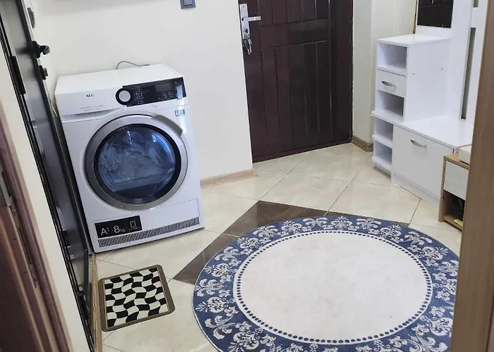 на център Apartament *